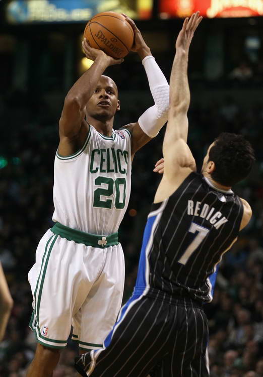 绝平+加时3中3:美媒直言哈登重返巅峰 轰32+11连刷纪录获尊重